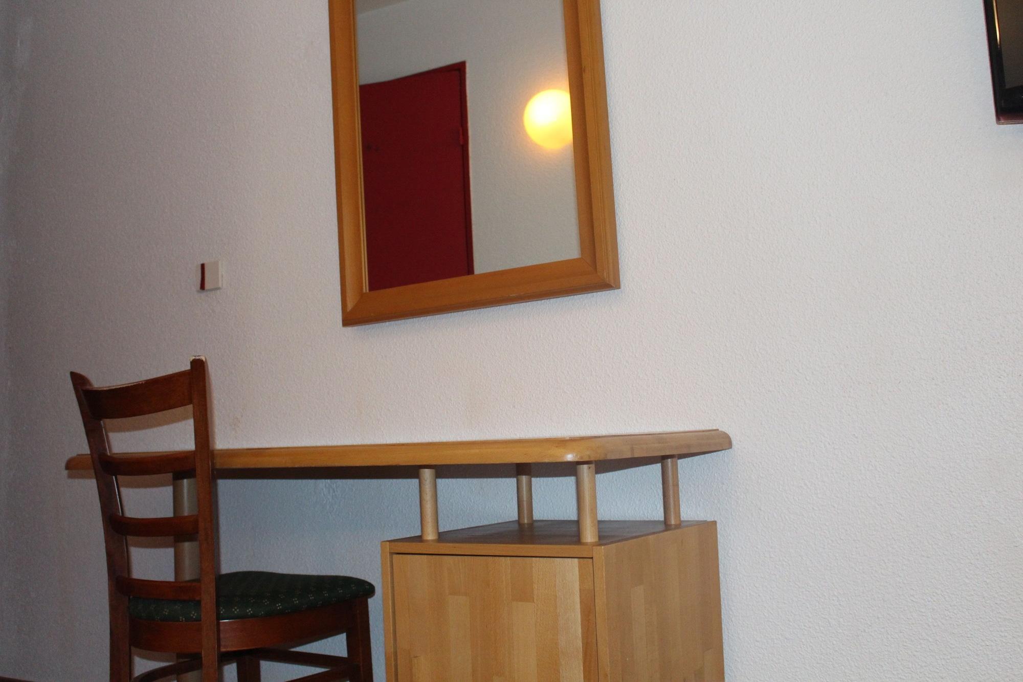 Euro Hotel Paris Κρετέιγ Εξωτερικό φωτογραφία